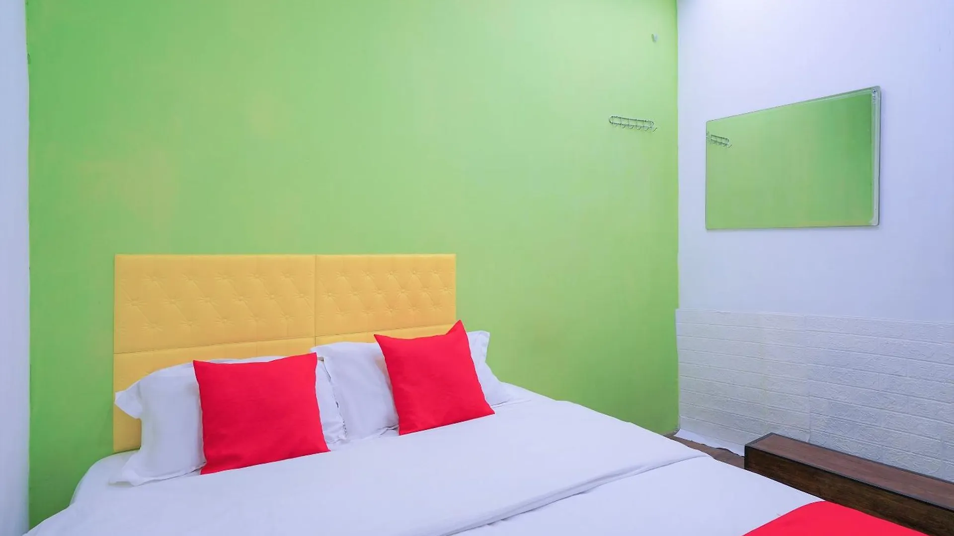 Oyo 89881 V Stay Guesthouse Ayer Itam 2*,  Malaysia